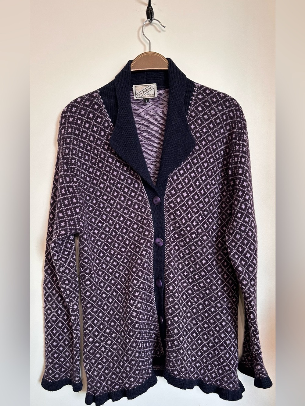 KERRY TRADITIONS WOOLLEN MILLS KILLARNEY 100% PURE NEW WOOL MADE IN IRELAND